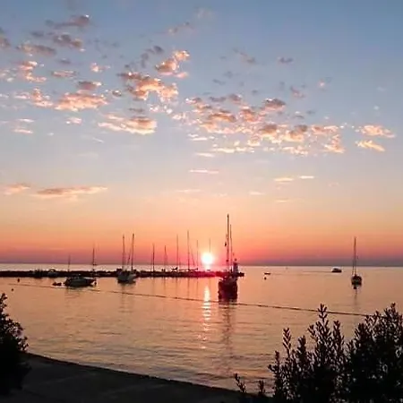 In Istria With Sea View Bubble Bath Hotel Novigrad (Istria)